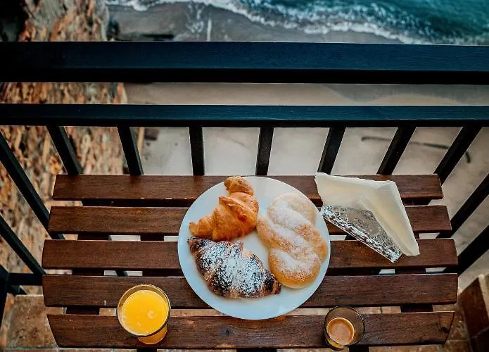 Tramonto Sul Mare Apartment *